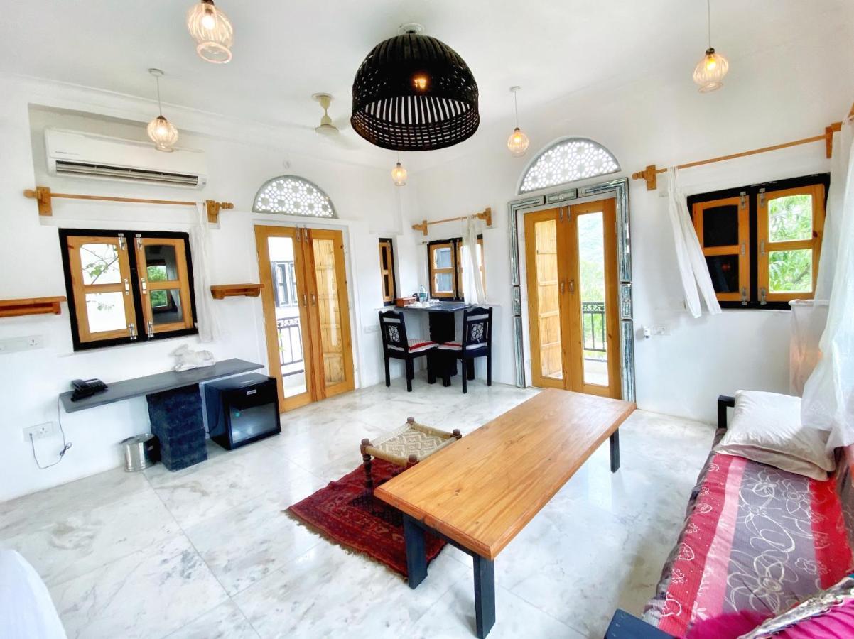 Dia Homestay Πουσκάρ Εξωτερικό φωτογραφία
