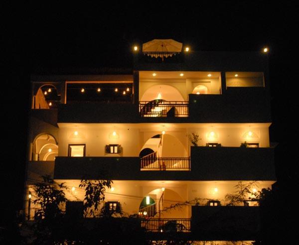 Dia Homestay Πουσκάρ Εξωτερικό φωτογραφία